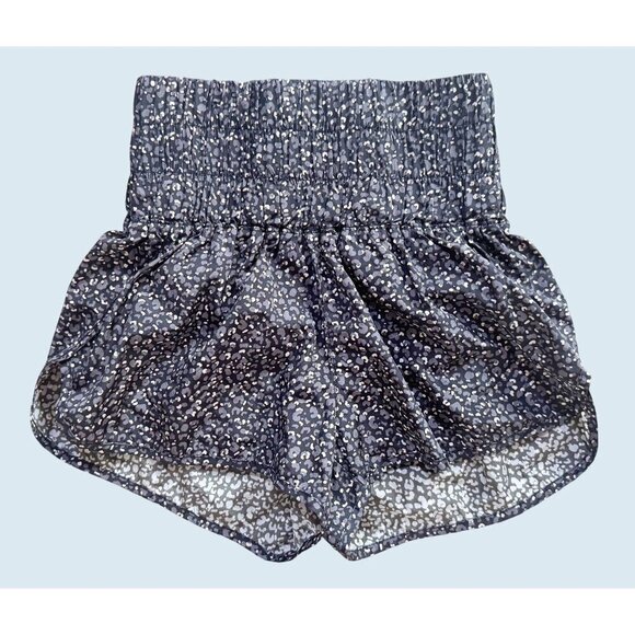 FREE PEOPLE Movement The Way Home Dolphin Hem Short Sz XS - Picture 2 of 8